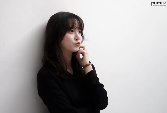 Nàng cỏ Goo Hye Sun đăng ảnh 'mơ màng' cùng trai lạ: Chữa lành vết thương lòng sau ly hôn nhờ điều này Ảnh 12