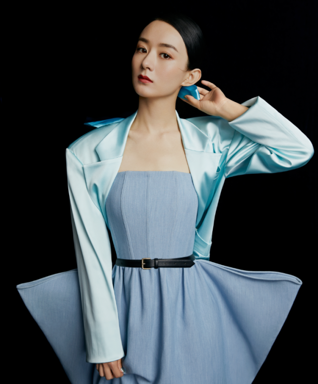 Triệu Lệ Dĩnh bất ngờ nhận vai chính phản diện, sẽ gia nhập đoàn phim mới vào ngày hôm nay? Ảnh 3