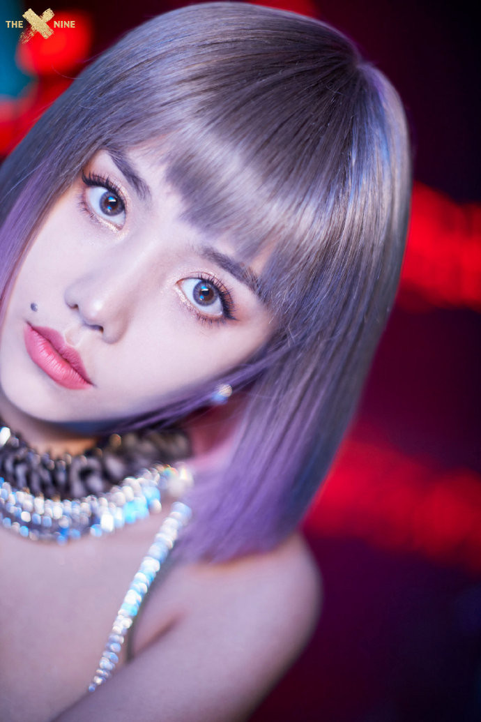 MV 'Sphinx' của The9 vừa ra nửa tiếng đã thu hút hơn 1 triệu lượt thích: Khổng Tuyết Nhi mờ nhạt, Dụ Ngôn gây ấn tượng Ảnh 12