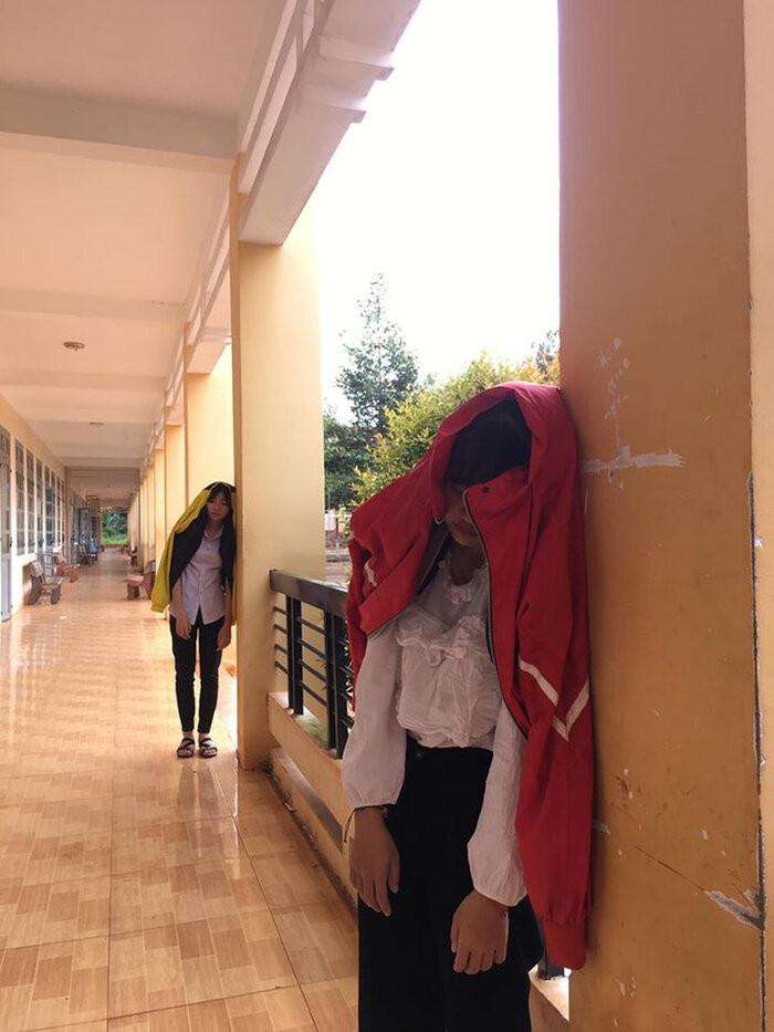 Loạt ảnh 'mệt quá rồi' của nữ sinh Nam Định sau khi kết thúc kỳ thi tốt nghiệp THPT khiến CĐM cười ngất Ảnh 19