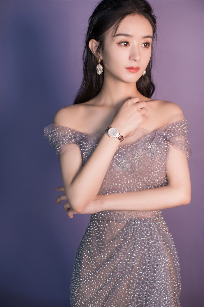 Triệu Lệ Dĩnh bị nhận nhầm thành Dương Mịch nhưng thái độ của cô mới gây chú ý Ảnh 4