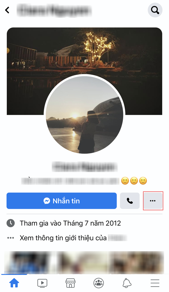 Đầu tiên, chọn biểu tượng dấu ba chấm.