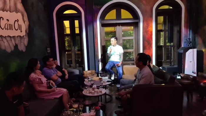 Tuấn Hưng livestream hát tặng người hâm mộ, chia sẻ cảm giác nhớ nghề sau quyết định tạm ngưng hoạt động âm nhạc Ảnh 4