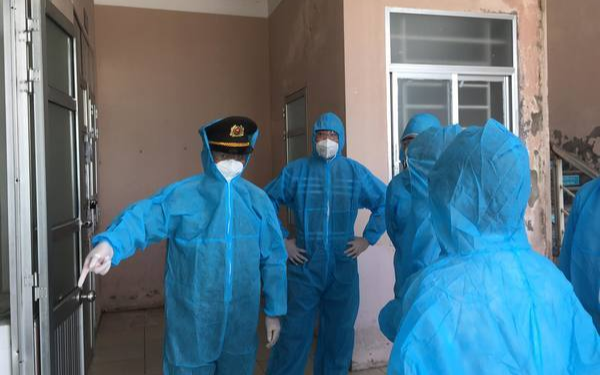 Trốn cách ly từ Hải Dương lên Hà Nội làm bài tập, nam sinh viên bị xử phạt Ảnh 2