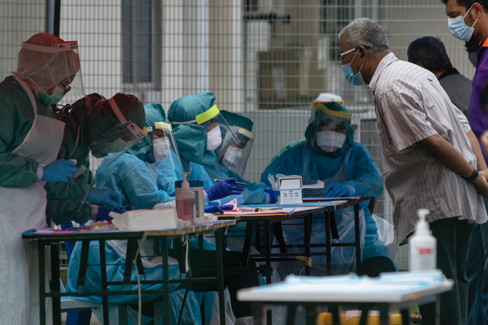 Tính đến hết ngày hôm qua, Malaysia có 9.200 ca mắc và 216 ca đang điều trị và 125 ca tử vong. (Ảnh: EPA-EFE)