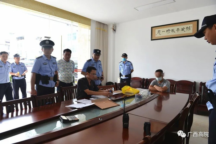 Lâm tuyên bố sẽ giết chị Đàm sau khi ly hôn xong.