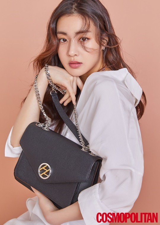 Nữ diễn viên sống kín tiếng.