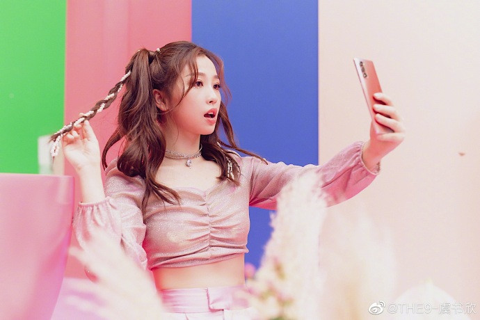 Ngu Thư Hân công khai 'bốc phốt' công ty quản lý chỉ vì ảnh qua photoshop Ảnh 3