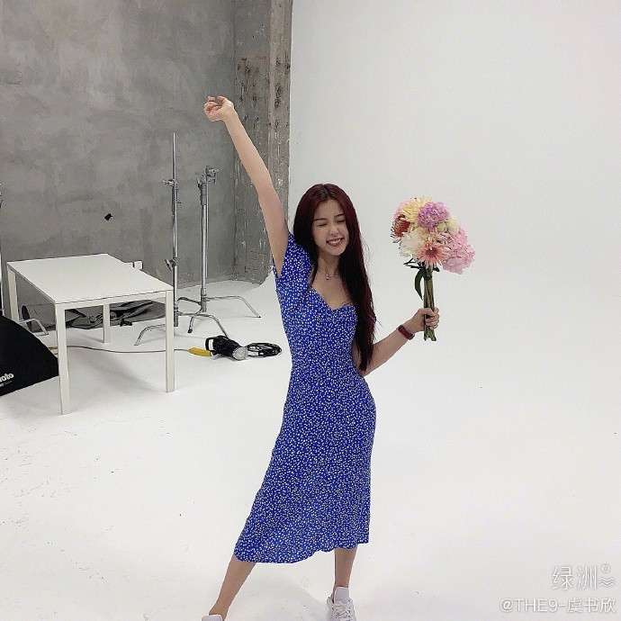 Ngu Thư Hân công khai 'bốc phốt' công ty quản lý chỉ vì ảnh qua photoshop Ảnh 10