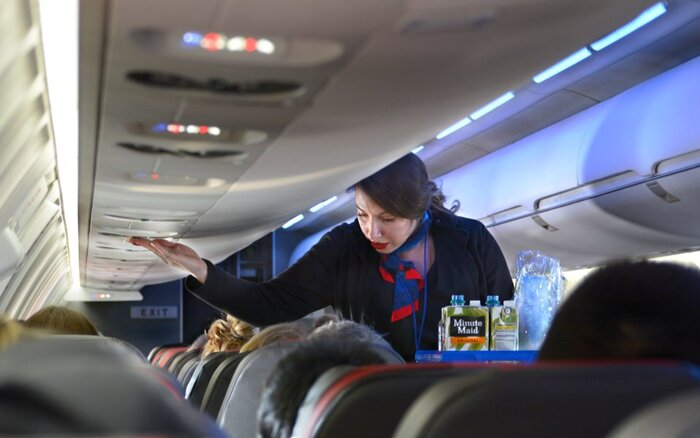 'Săm soi' bảng lương lần đầu tiết lộ của các tiếp viên hàng không Ảnh 2
