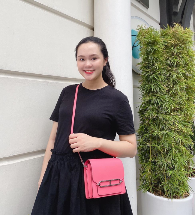 Khoe nhan sắc ở những tháng cuối thai kỳ, bà xã Duy Mạnh khiến dân tình 'rần rần' thả tim vì điều này Ảnh 7