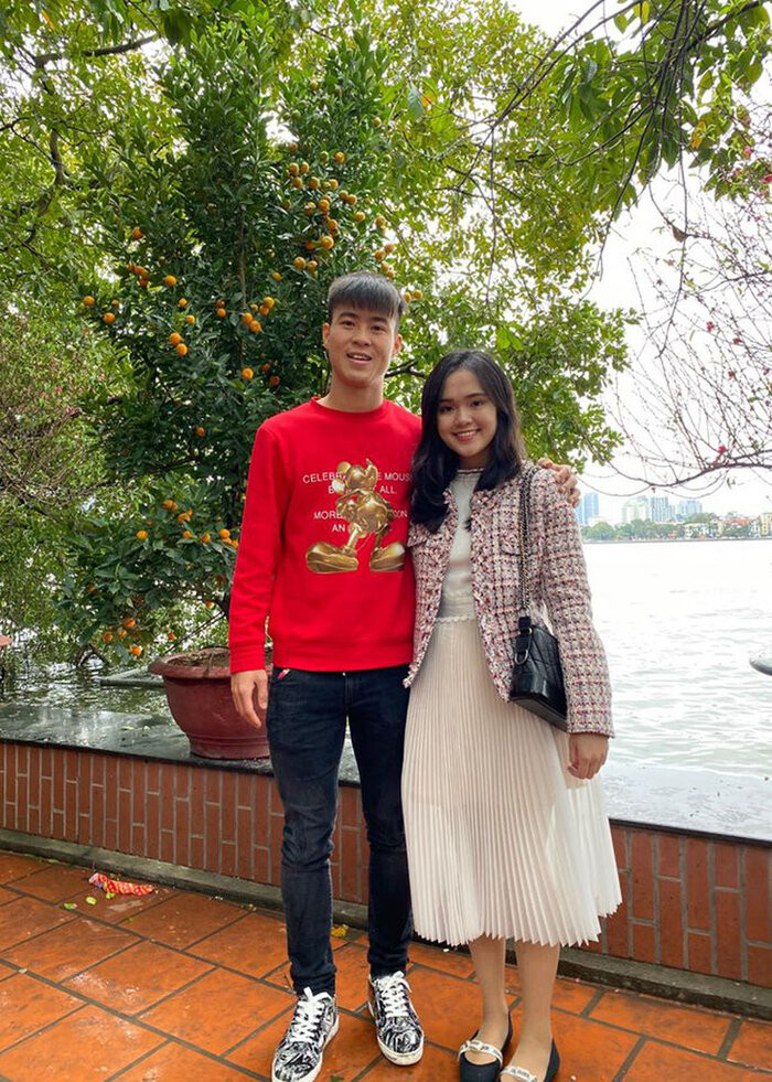 Khoe nhan sắc ở những tháng cuối thai kỳ, bà xã Duy Mạnh khiến dân tình 'rần rần' thả tim vì điều này Ảnh 3