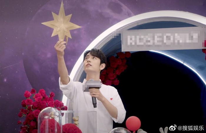 Tiêu Chiến thể hiện sức hot khủng khiếp khi dẫn đầu top trending ở nhiều quốc gia chỉ với video livestream quảng bá sản phẩm Ảnh 11