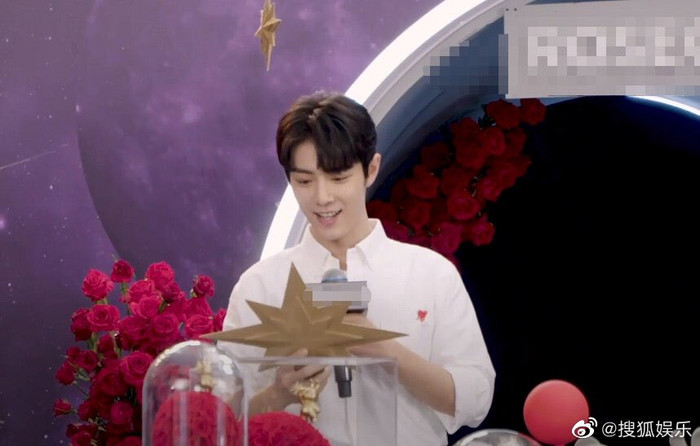 Tiêu Chiến thể hiện sức hot khủng khiếp khi dẫn đầu top trending ở nhiều quốc gia chỉ với video livestream quảng bá sản phẩm Ảnh 14