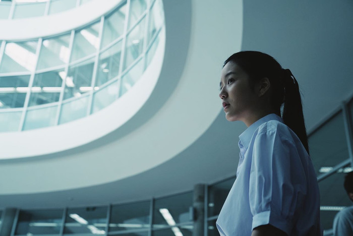 Tập 5 'Thiên tài bất hảo': Toang thật rồi! Lynn bị buộc thôi học vì mánh khóe gian lận thi cử đã bị vạch trần, tình bạn tan nát, tình yêu đổ bể Ảnh 11