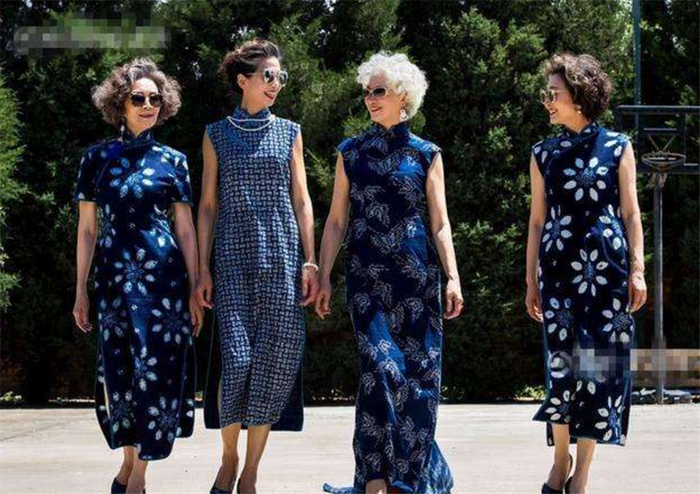 Sang các trang phục truyền thống của người Trung Hoa