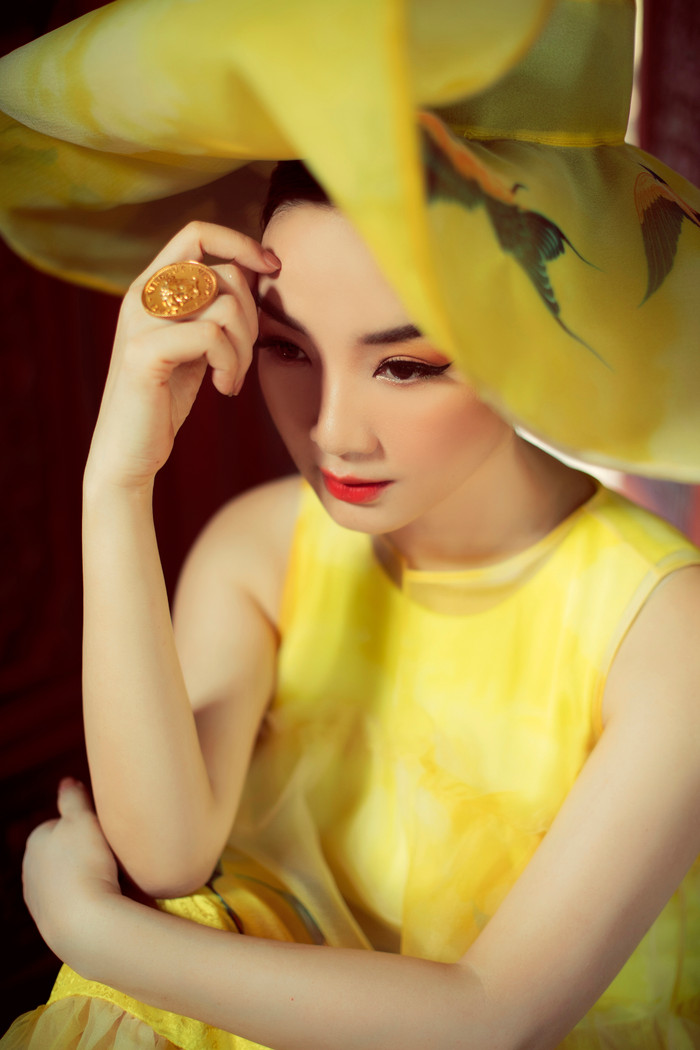 Giáng My hoá quý cô đài các, đẹp kiêu sa nơi Đại Nội Huế Ảnh 14