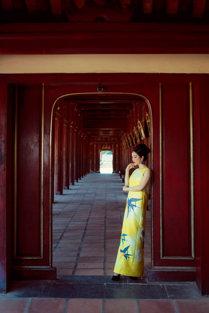 Giáng My hoá quý cô đài các, đẹp kiêu sa nơi Đại Nội Huế Ảnh 17