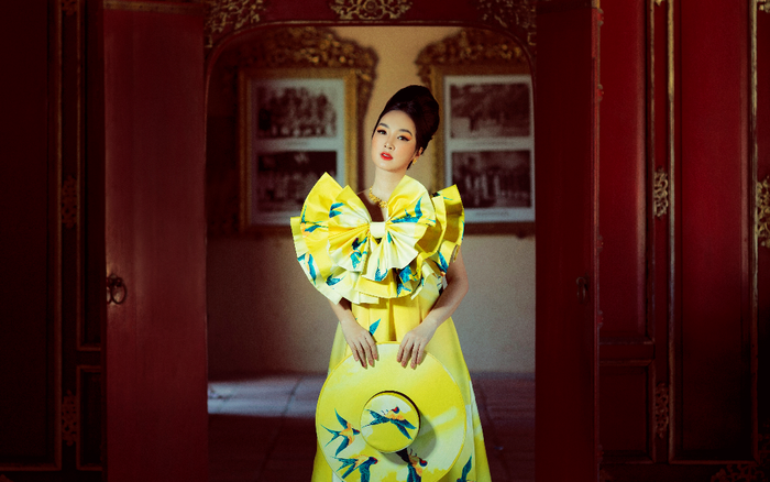 Giáng My hoá quý cô đài các, đẹp kiêu sa nơi Đại Nội Huế Ảnh 2