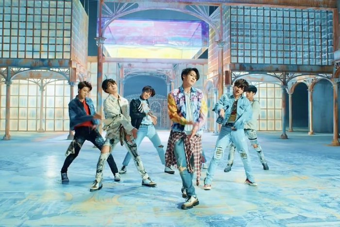 Fake Love là MV thứ 3 của BTS đạt 750 triệu view.