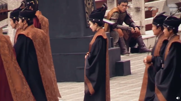 Tạo hình nữ cải nam trang của Dương Mịch trong 'Hộc Châu phu nhân', Cnet: Mặt nhỏ mà còn đẹp trai quá Ảnh 8