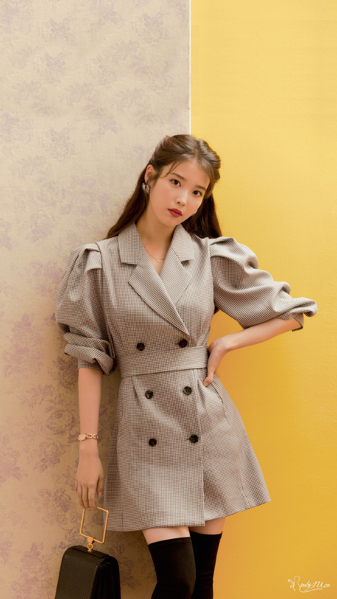 IU diện các trang phục đến từ thương hiệu thời trang online hàng đầu xứ Trung