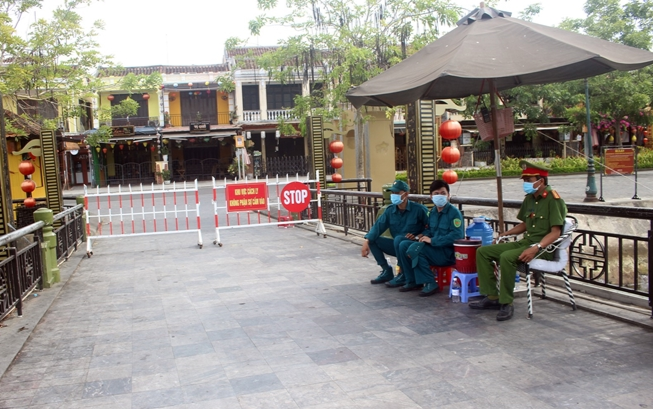 Trốn khỏi khu vực phong tỏa phòng dịch COVID-19, một nam thanh niên bị phạt 3,5 triệu đồng Ảnh 2