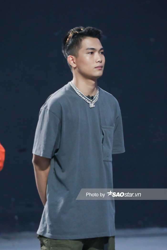 Huấn luyện viên BigDaddy.