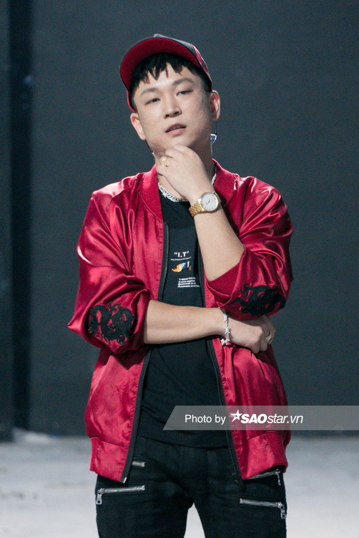 Huấn luyện viên Lil'Shady.