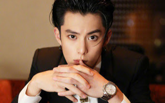 Đúng như dự đoán, Vương Hạc Đệ chính là nhân vật bị khui chuyện hẹn hò Ảnh 2