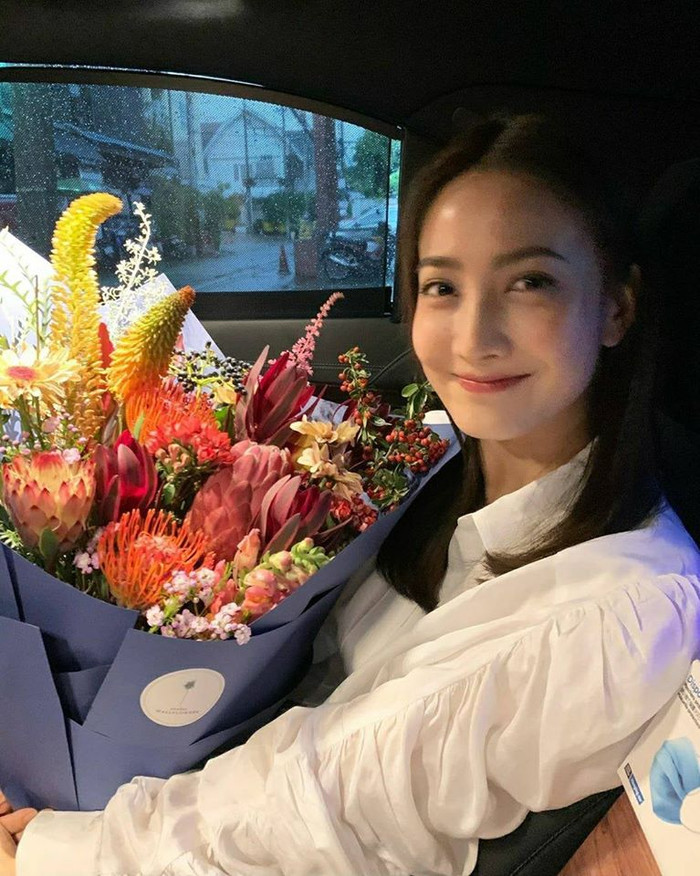 Trên tài khoản Instagram cá nhân, nữ diễn liên tục bị cư dân mạng công kích, chỉ trích thậm tệ