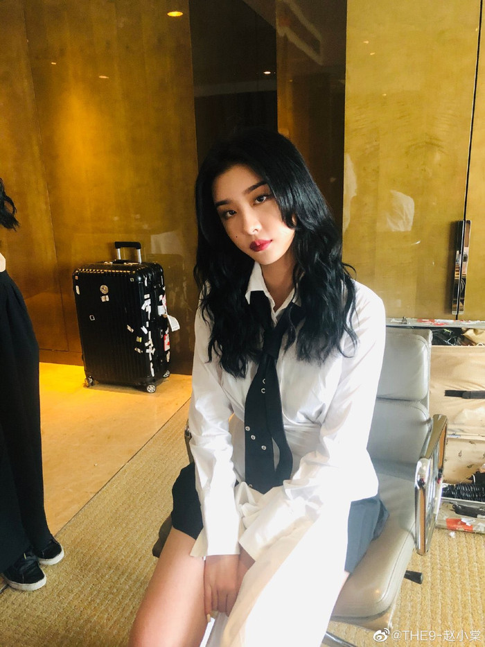 'Diễn viên mời vào chỗ' mùa 2: Triệu Vy 'rút lui', Dương Siêu Việt - Triệu Tiểu Đường - Tống Uy Long xin vào nghề Ảnh 22