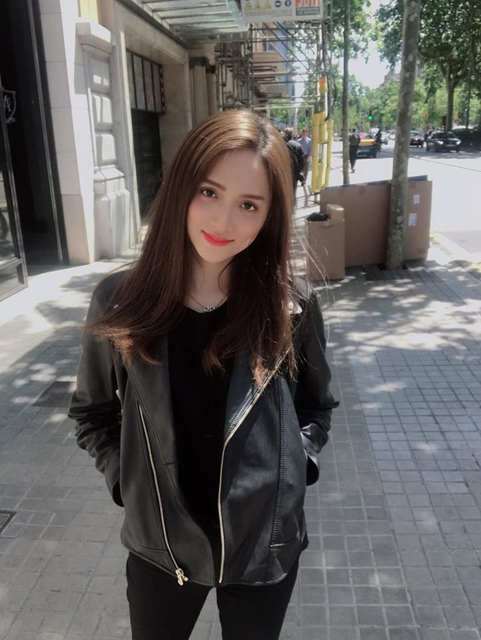 Hương Giang đăng loạt status ám chỉ 'Anh quá trễ' và bị 'tổn thương', bạn trai CEO ngay lập tức có động thái khiến dân tình bất ngờ Ảnh 8