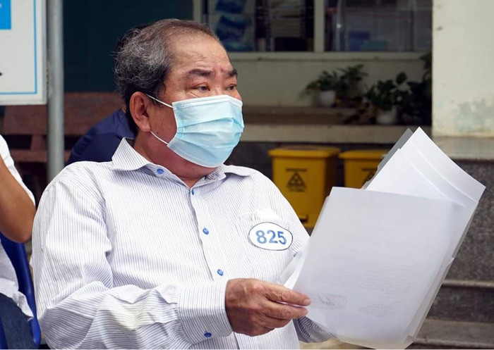 Ô D. vui mừng trong ngày ra viện.