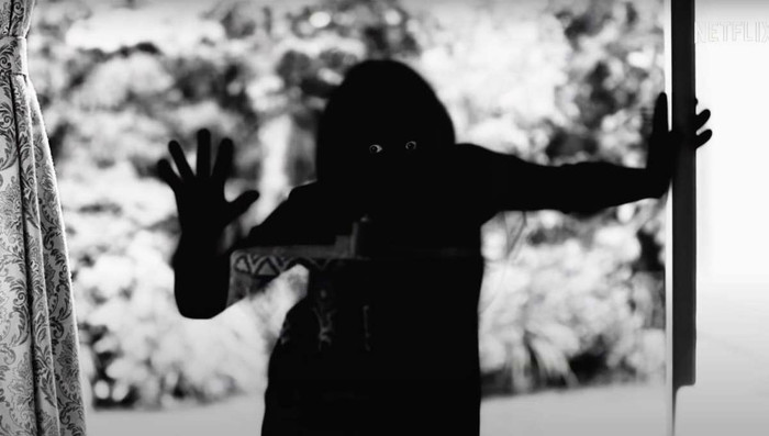 Loạt series kinh dị đình đám trên Netflix để bạn có thể thưởng thức vào tháng cô hồn Ảnh 7