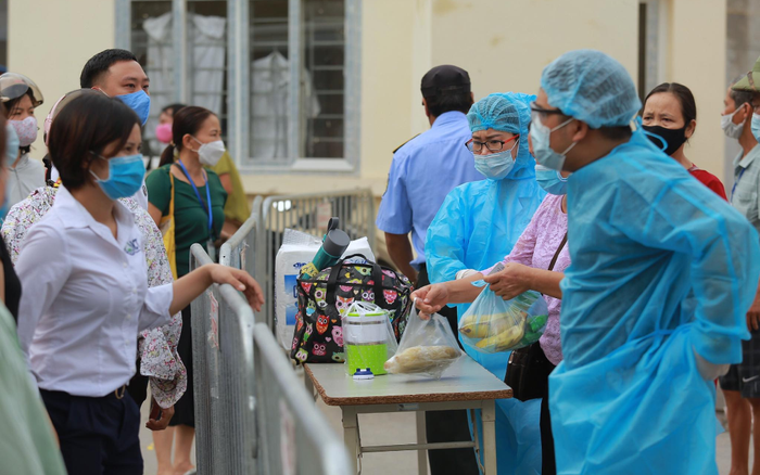 Chính thức rút bệnh nhân 994 khỏi danh sách người nhiễm COVID-19 tại Việt Nam Ảnh 2