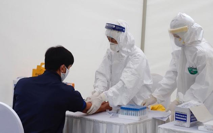 Việt Nam ghi nhận ca nhiễm COVID-19 thứ 1007: 12 ca ở Đà Nẵng, Quảng Nam, 2 người được cách ly sau khi nhập cảnh Ảnh 2