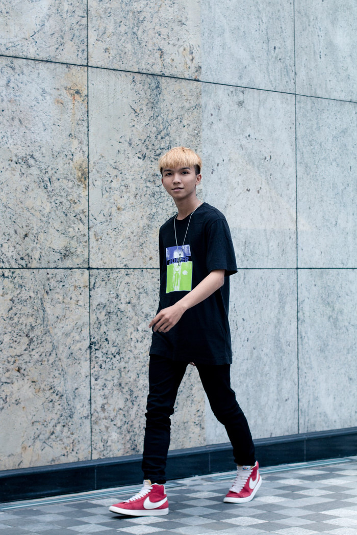 Dù chất liệu đa dạng nhưng Sóc Nâu không làm “nhạt màu” cá tính của mình trong từng sản phẩm với cách đi flow, những nhấn nhá mang đậm chất riêng.