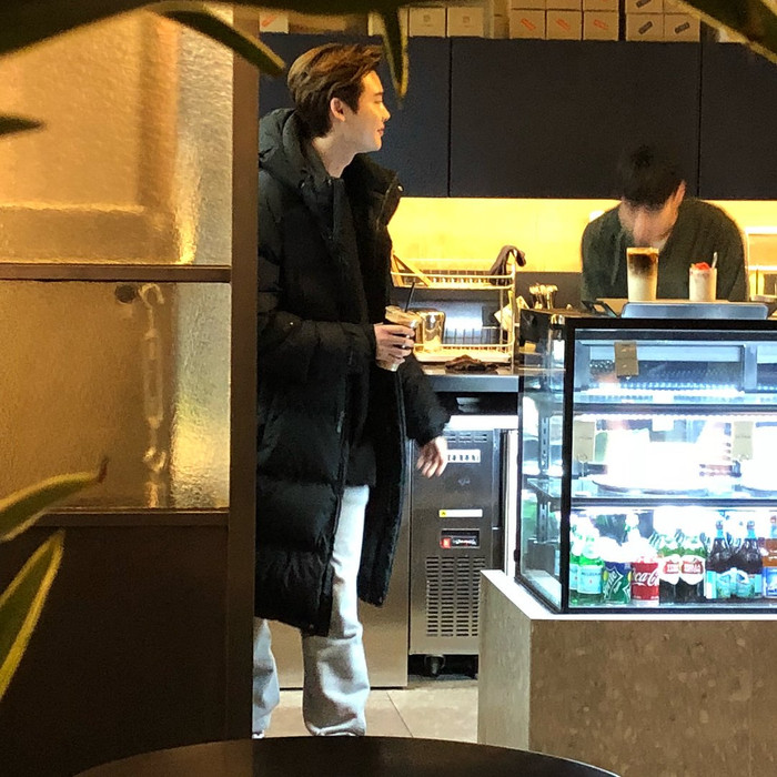 Đúng ngày sinh nhật tuổi 31, quán cà phê của Lee Jong Suk sẽ đóng cửa dài hạn: Lý do thật đáng buồn! Ảnh 5