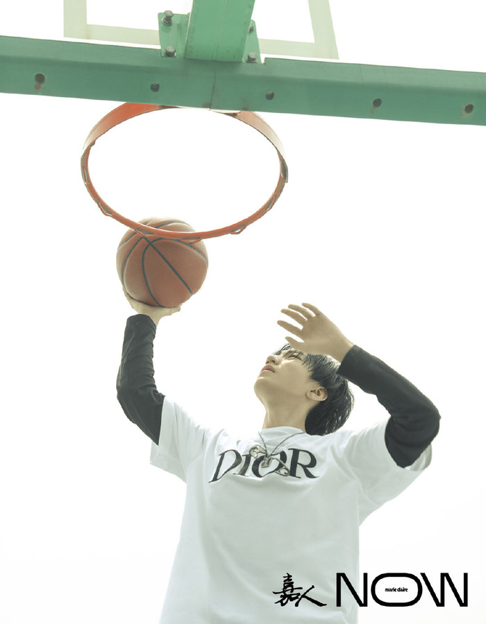 Vương Tuấn Khải thoải mái, tự do đúng với tuổi thật trên tạp chí thuộc nhà Marie Claire Ảnh 16