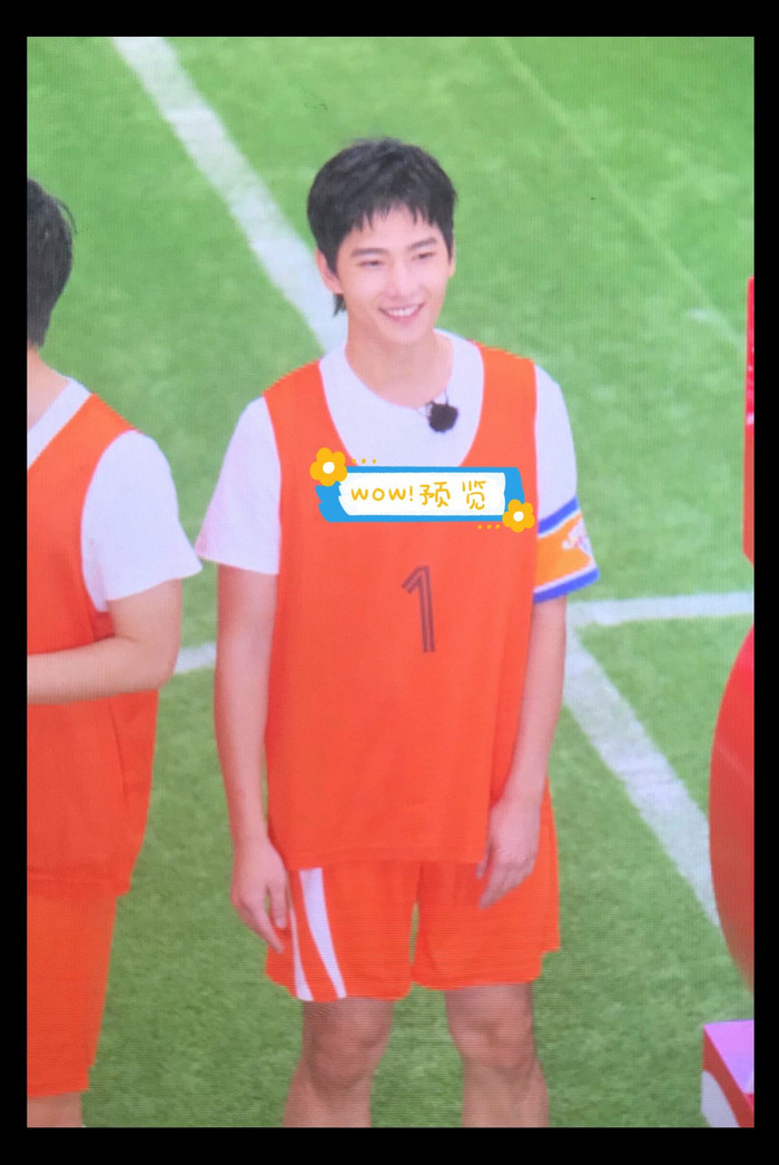 Hình tượng lạnh lùng của Dương Dương sụp đổ khi tham gia 'Ca ca tràn đầy sức sống' Ảnh 21