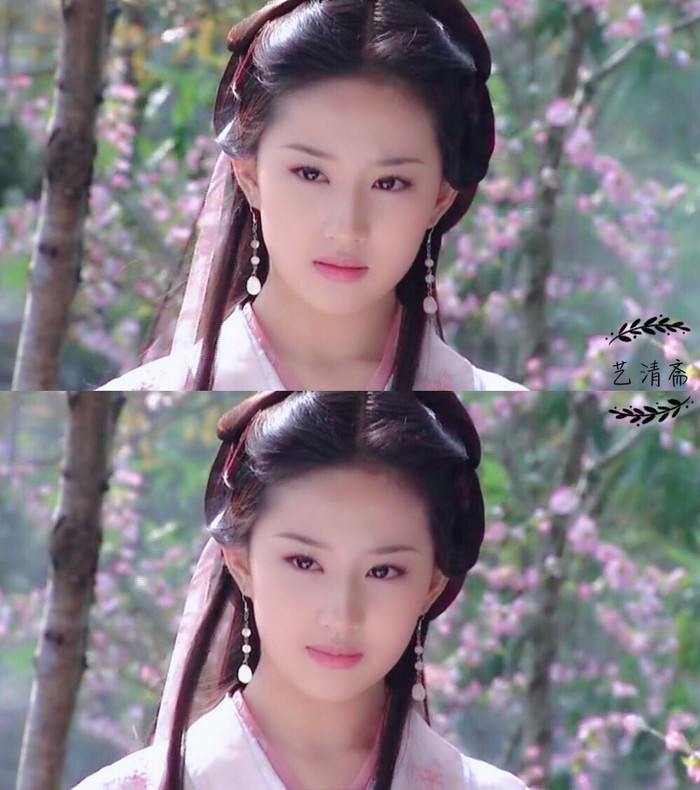 Lưu Diệc Phi – 16 tuổi: Dù “Thiên long bát bộ” (2003) là bộ phim đại nam chủ nhưng Lưu Diệc Phi vẫn có thể từ đây mà đại bạo. Khi đó người ta chú ý đến cô nàng không phải bởi diễn xuất mà là nhan sắc động lòng người.