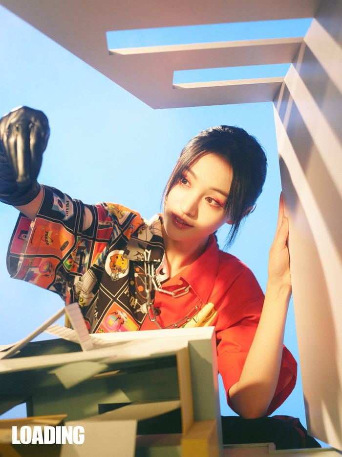 Trịnh Sảng biện minh cho bản thân vì sự mất bình tĩnh, Cnet: Cô ta luôn không chuyên nghiệp như thế Ảnh 16