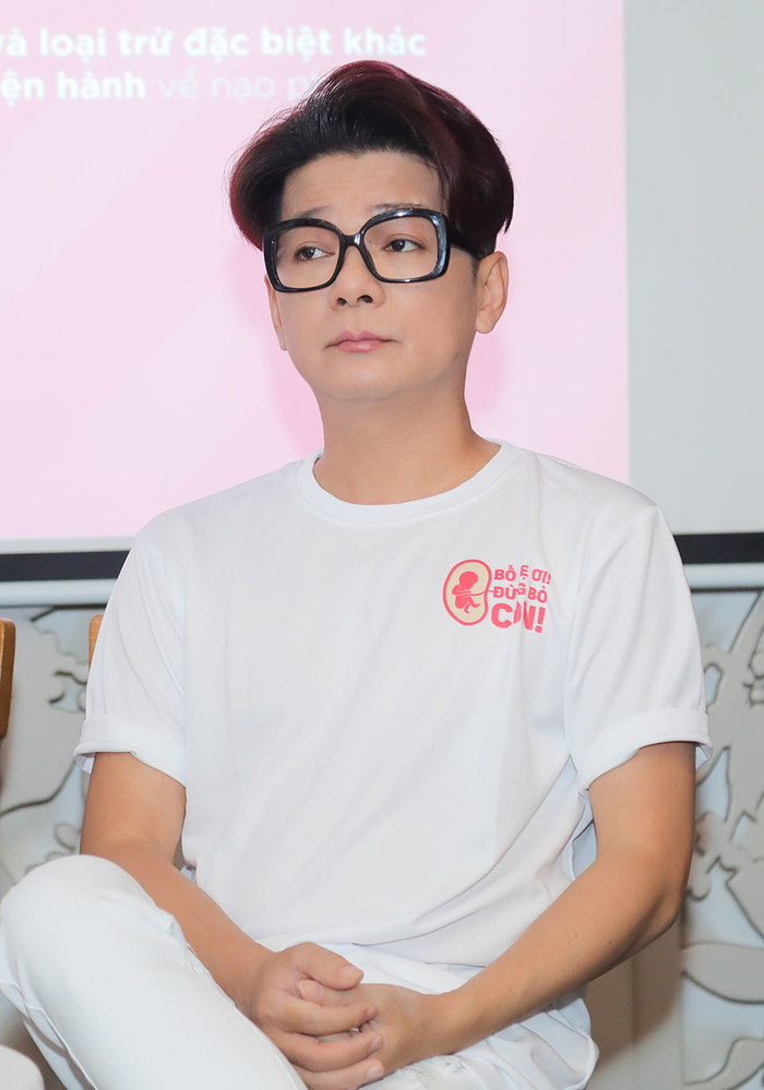 Trai Tây nhắn tin làm quen, Vũ Hà đòi 100.000 USD khiến đối phương câm nín Ảnh 6