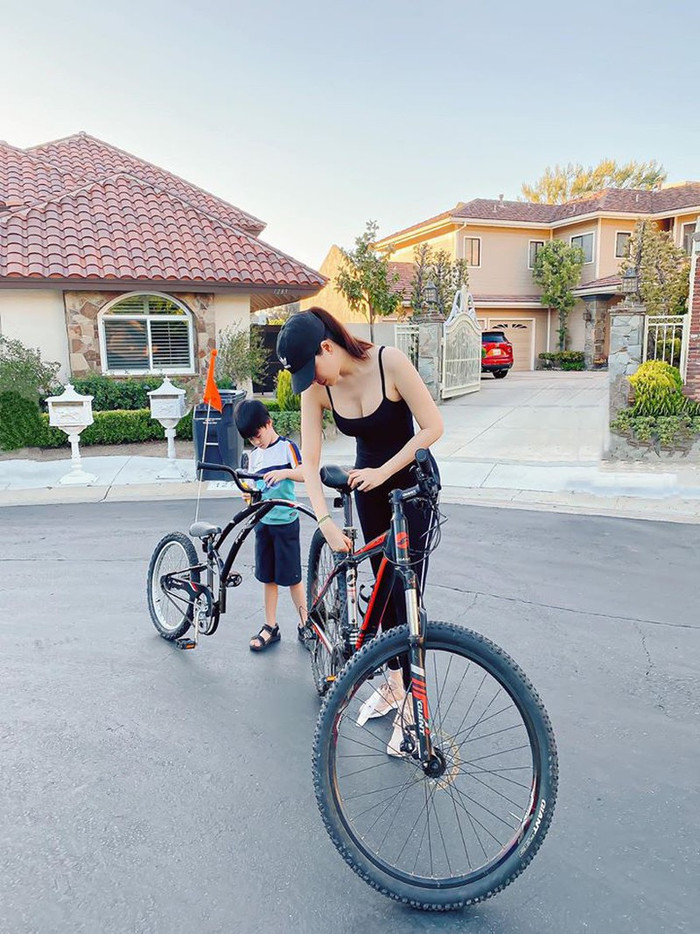 Con dâu tỷ phú Hoàng Kiều tiết lộ cách chăm con và mối quan hệ đặc biệt giữa các thành viên trong gia đình nhà hào môn Ảnh 7