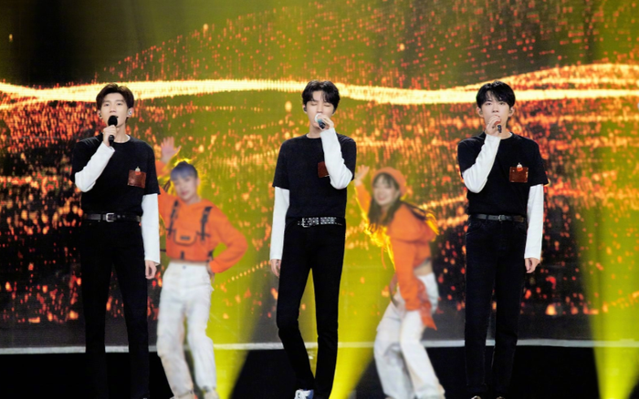 Fan của ba thành viên TFBOYS tức giận và chỉ trích Công ty Phong Tuấn đã lừa gạt trong concert kỉ niệm 7 năm Ảnh 2