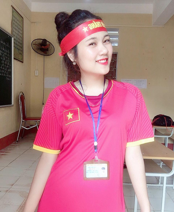 Nhan sắc 'cực phẩm' của nữ sinh nhỏ tuổi nhất cuộc thi Hoa hậu Việt Nam 2020 Ảnh 12