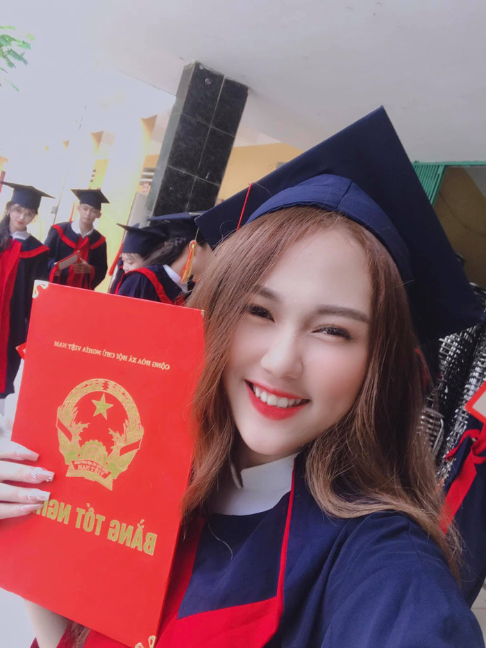 Nhan sắc 'cực phẩm' của nữ sinh nhỏ tuổi nhất cuộc thi Hoa hậu Việt Nam 2020 Ảnh 4