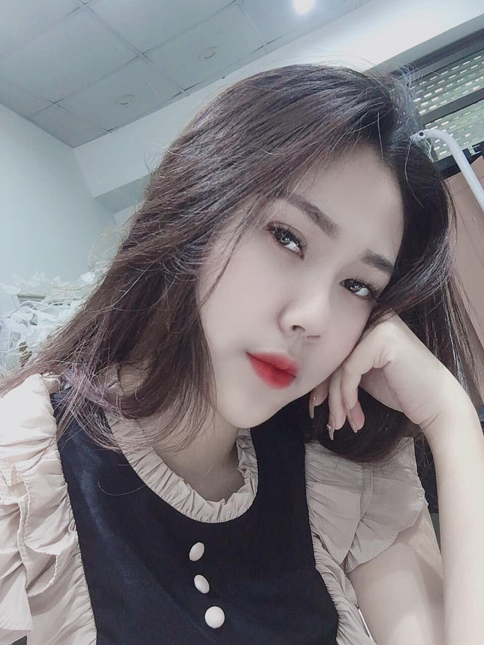 Nhan sắc 'cực phẩm' của nữ sinh nhỏ tuổi nhất cuộc thi Hoa hậu Việt Nam 2020 Ảnh 9