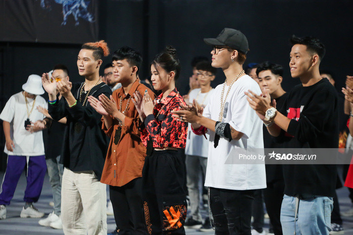 Vpop tuần qua: Tập 3 King of Rap 'băng băng' top trending, Jack rục rịch comeback, Nguyễn Trần Trung Quân gay gắt khi bị chê hát kém Ảnh 4